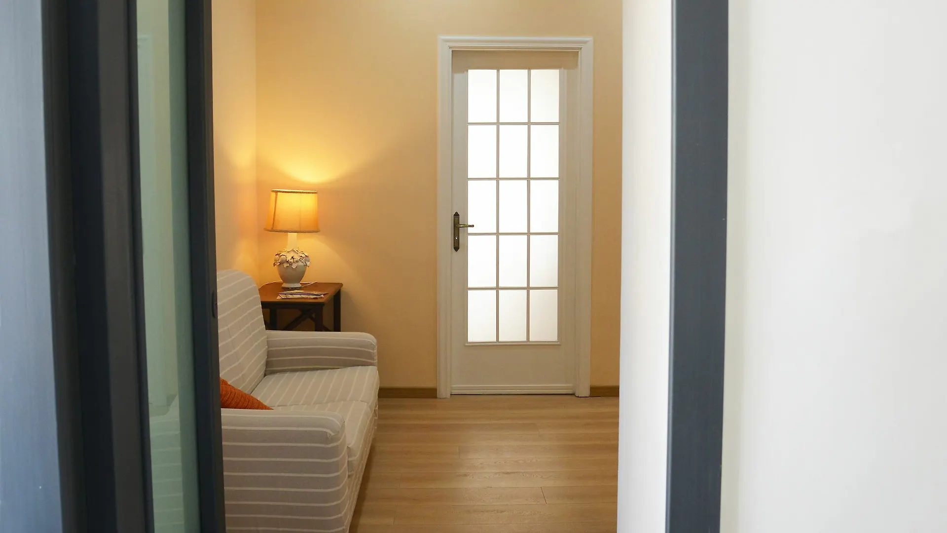 Donnaregina Boutique Apartment Naples
