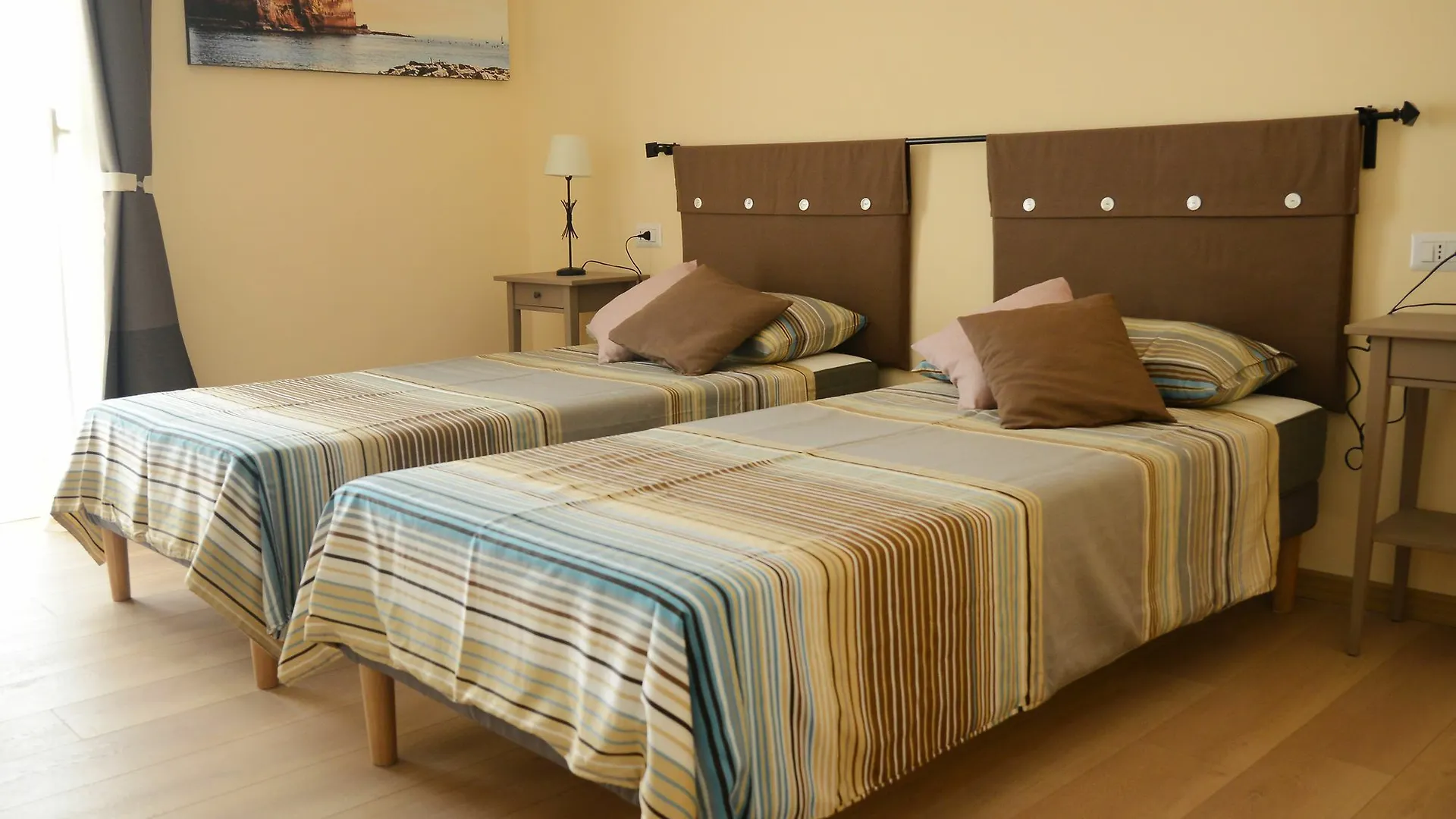 Donnaregina Boutique Apartment Naples