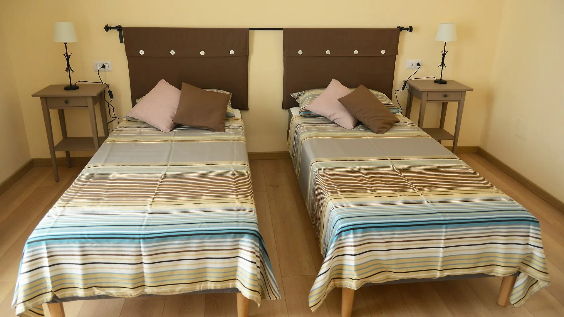 Donnaregina Boutique Apartment Naples